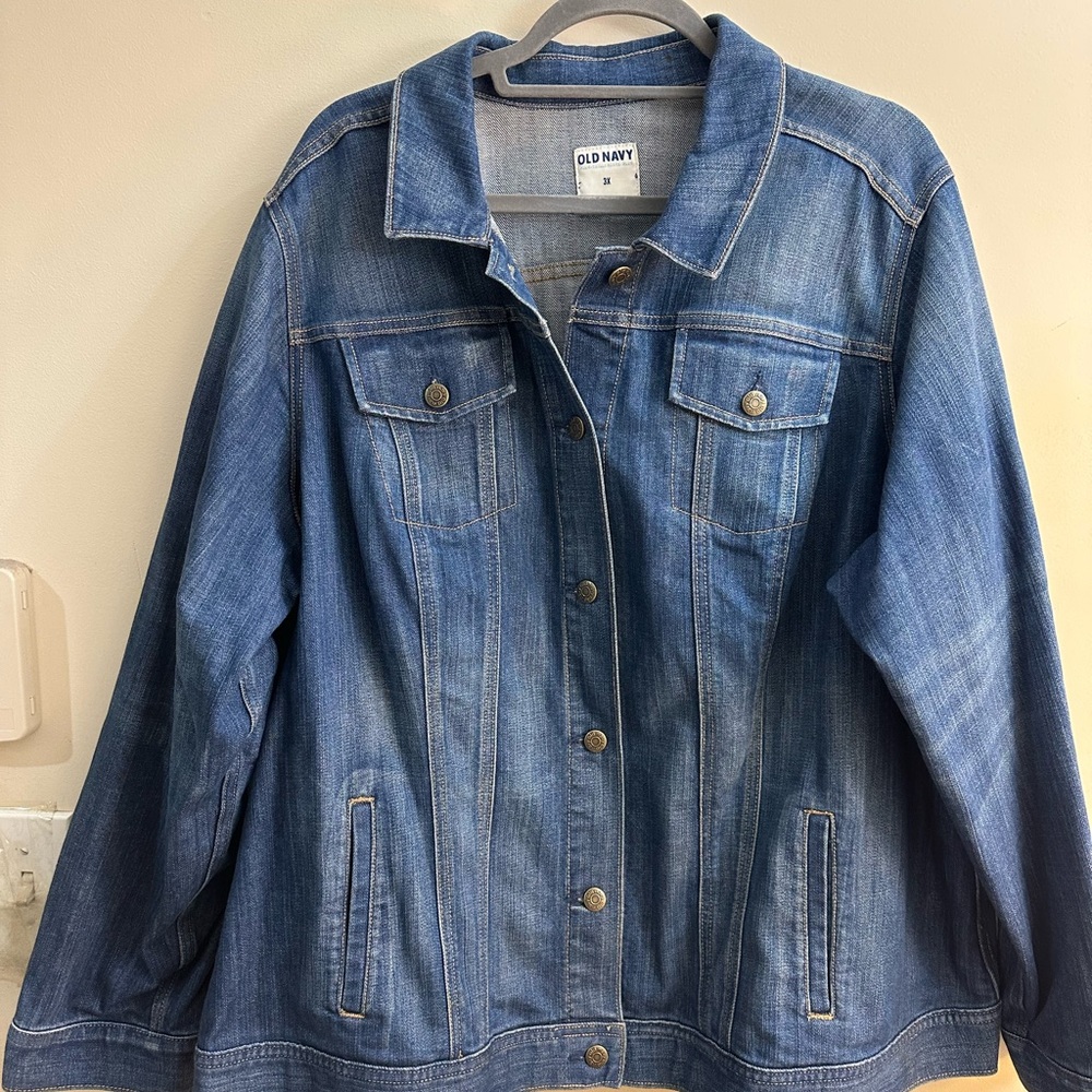 Old Navy Women's Classic Blue Jean Jacket